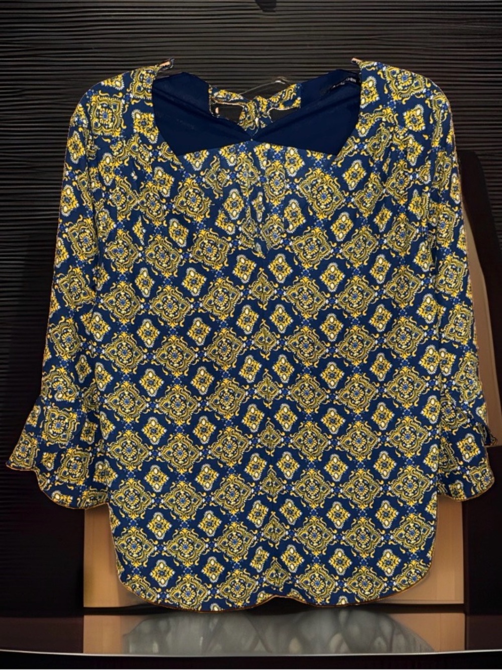 41 Hawthorn Navy & Yellow Geometric Long-Sleeve Blouse w/flutter cuffs-M-EC